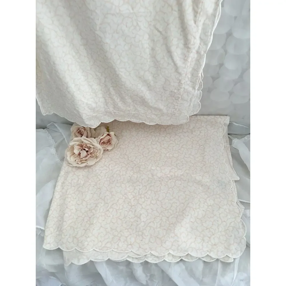 Yves Delorme QUEEN FLAT SHEET & 2 Shams Peach White Modern SCALLOPED EMBROIDERED